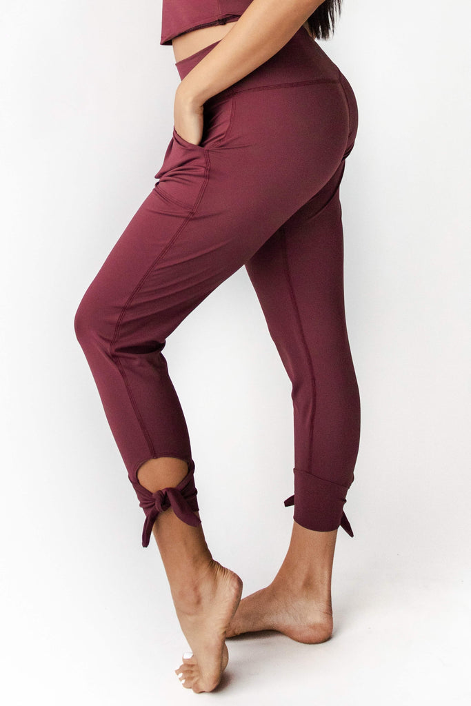 Sunday Jogger in Maroon left side