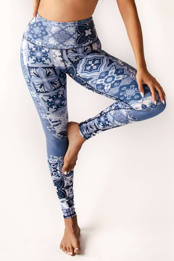 Mosaic In Blue Printed Yoga Leggings close