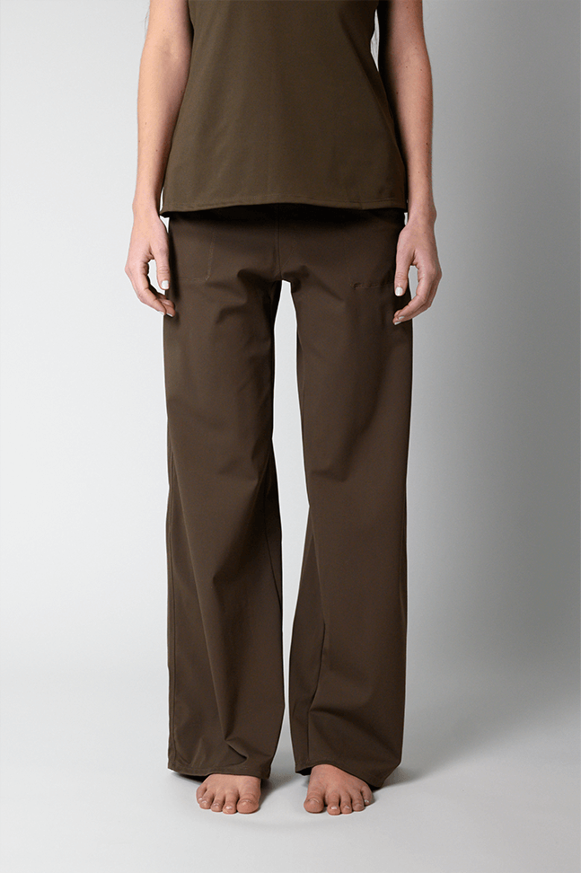 Ultimate Trouser in Twig front