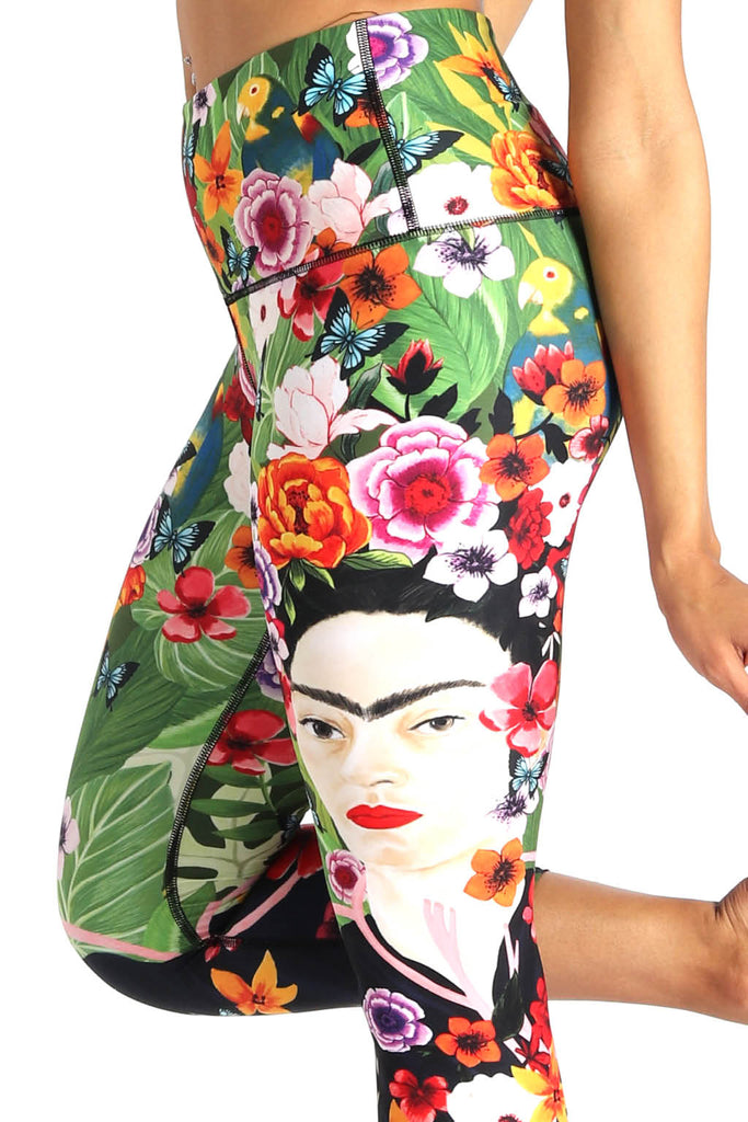 Kahlo Printed Yoga Crops Right Side