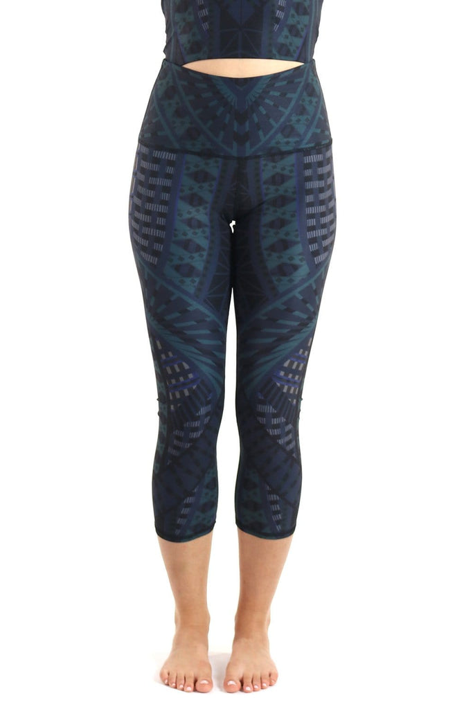 Warrior One Printed Yoga Crops Front Close Up