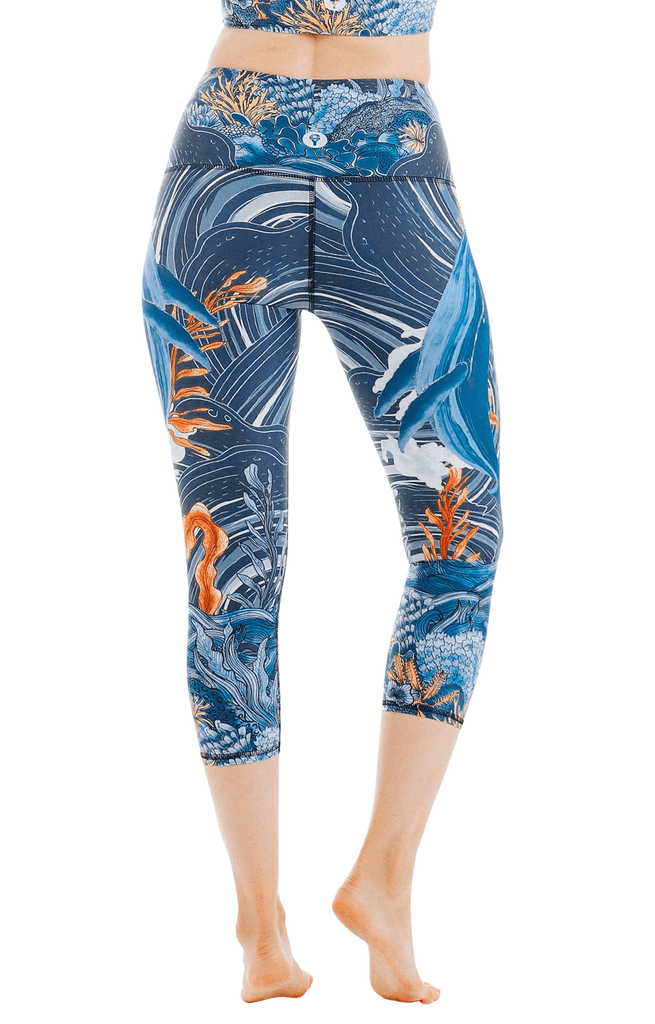 Whale Hello Printed Yoga Crops Back